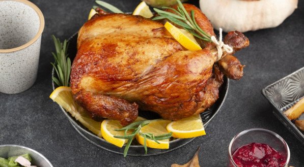 Veja 4 dicas de como fazer um peru bem suculento para o Natal.