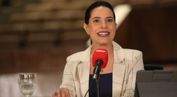 Raquel Lyra: "O JC segue descobrindo formas de alcançar o maior número possível de leitores sem abrir mão do compromisso com a mais absoluta verdade dos fatos"