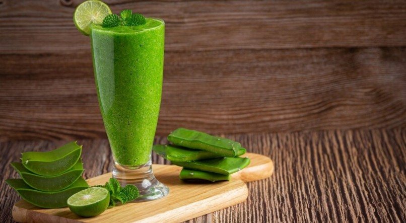 Confira os benef&iacute;cios do suco de babosa com lim&atilde;o.