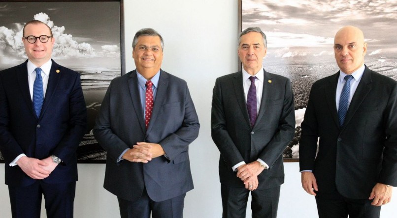 Aprovado pelo Congresso para o Supremo Tribunal Federal, o ministro da Justiça, Flávio Dino, visitou o STF nesta quinta-feira (14)