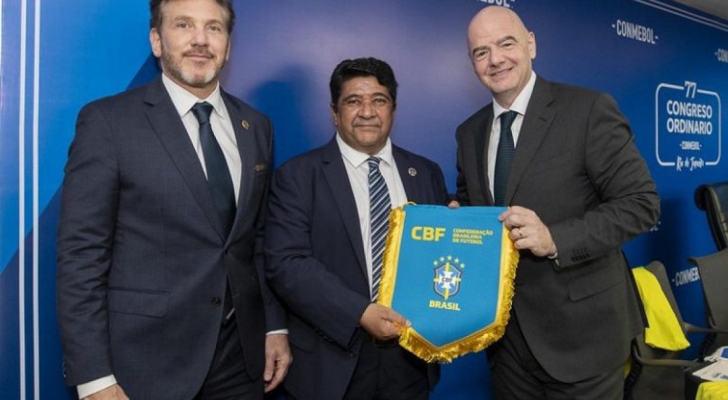 Alejandro Domínguez, presidente da Conmebol; Ednaldo Rodrigues, presidente afastado da CBF; e Gianni Infantino, presidente da Fifa