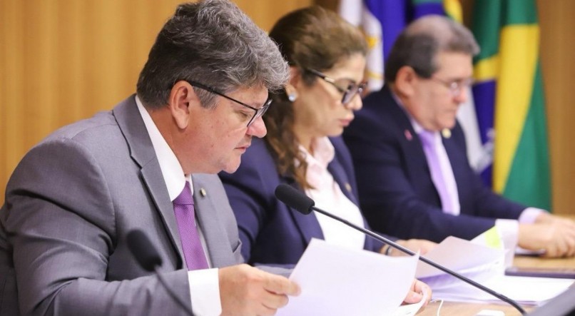 Sileno Guedes, presidente do PSB, rebate dados do governo estadual 