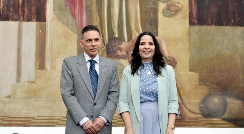 Paulo Roberto Alves da Silva e Valéria Wanderley assumem novos desafios no TJPE