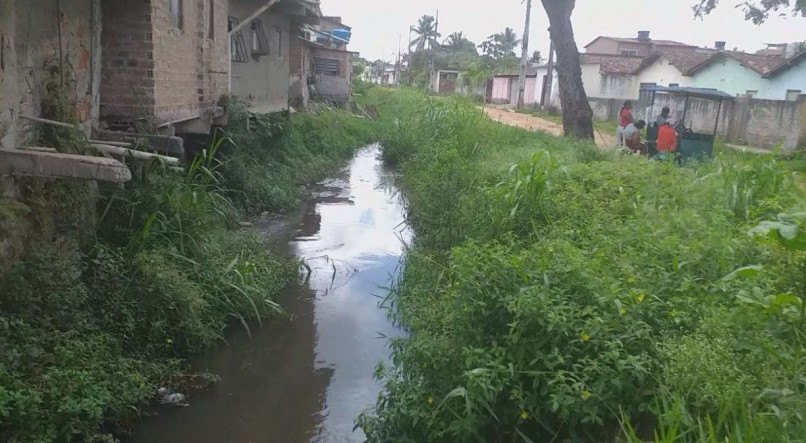 Moradores da comunidade Entre Rios cobram infraestrutura básica da Prefeitura do Jaboatão dos Guararapes