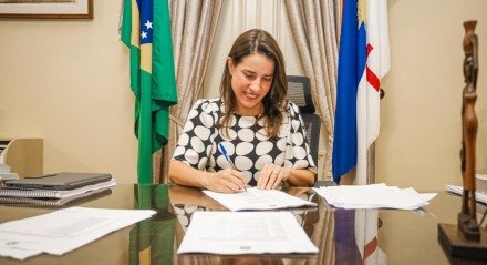"Junto com esses novos servidores vamos fazendo as mudanças que Pernambuco quer e precisa", destacou Raquel Lyra