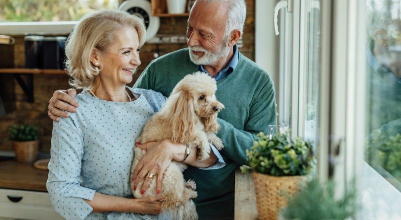 Pesquisa aponta indícios de que tutores de cães têm menos chancer de desenvolver demência