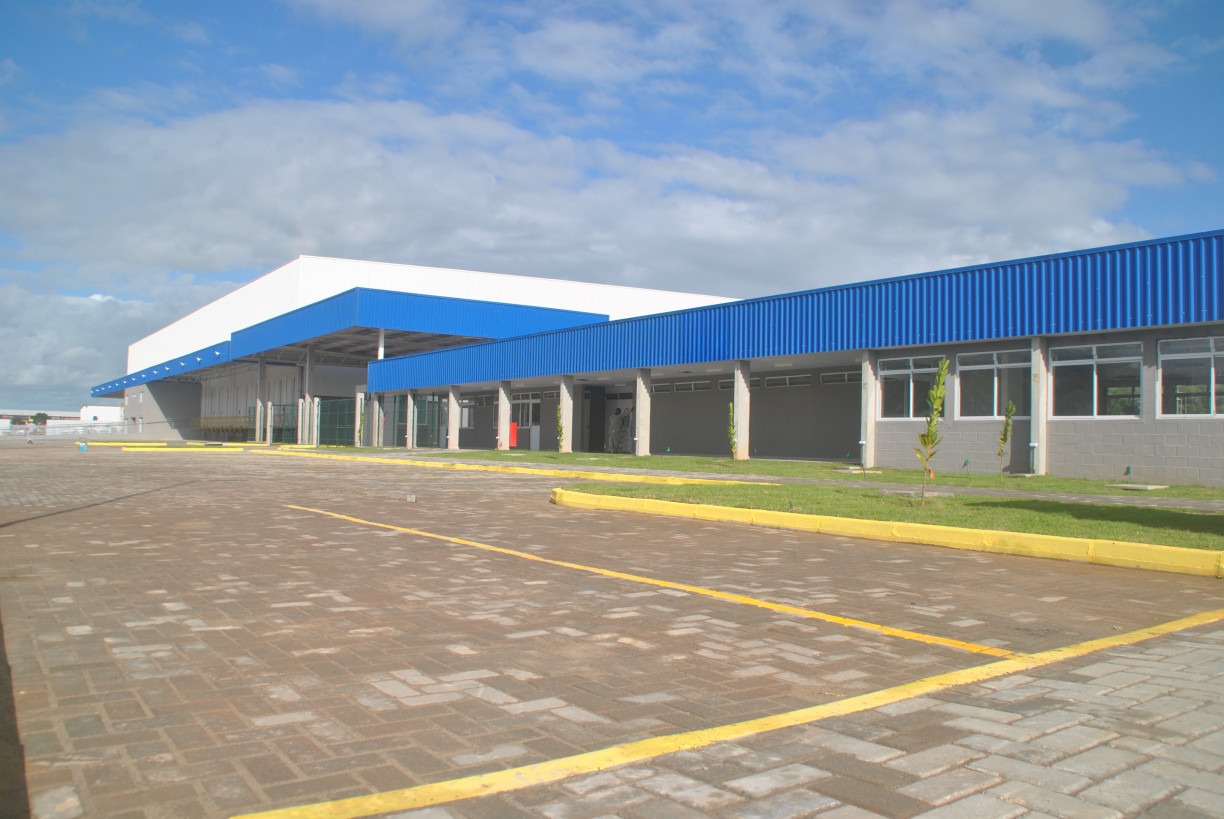 anuncia três novos centros logísticos no Brasil