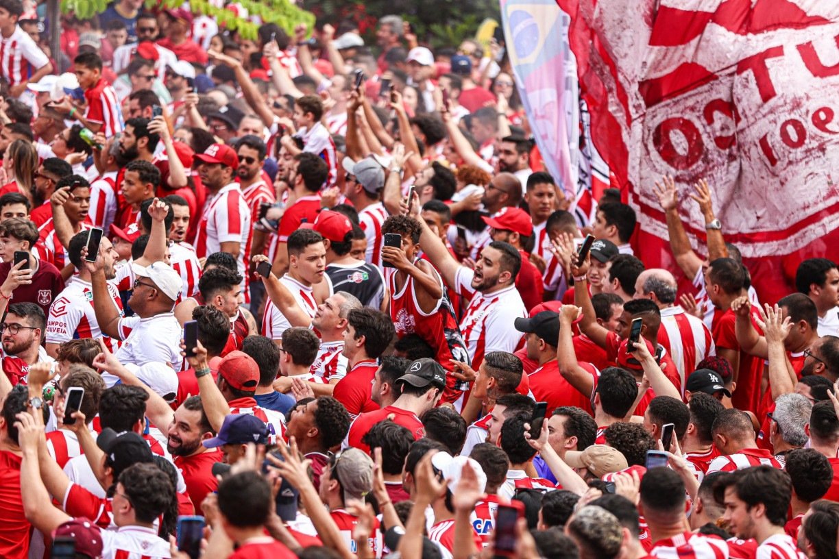 Coluna do Escrete: Náutico é único grande 