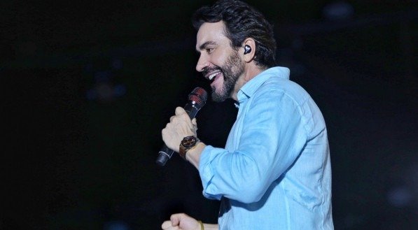 Antes do show de Fábio de Melo será realizada a Santa Missa presidida pelo padre Damião Silva, a partir das 19h