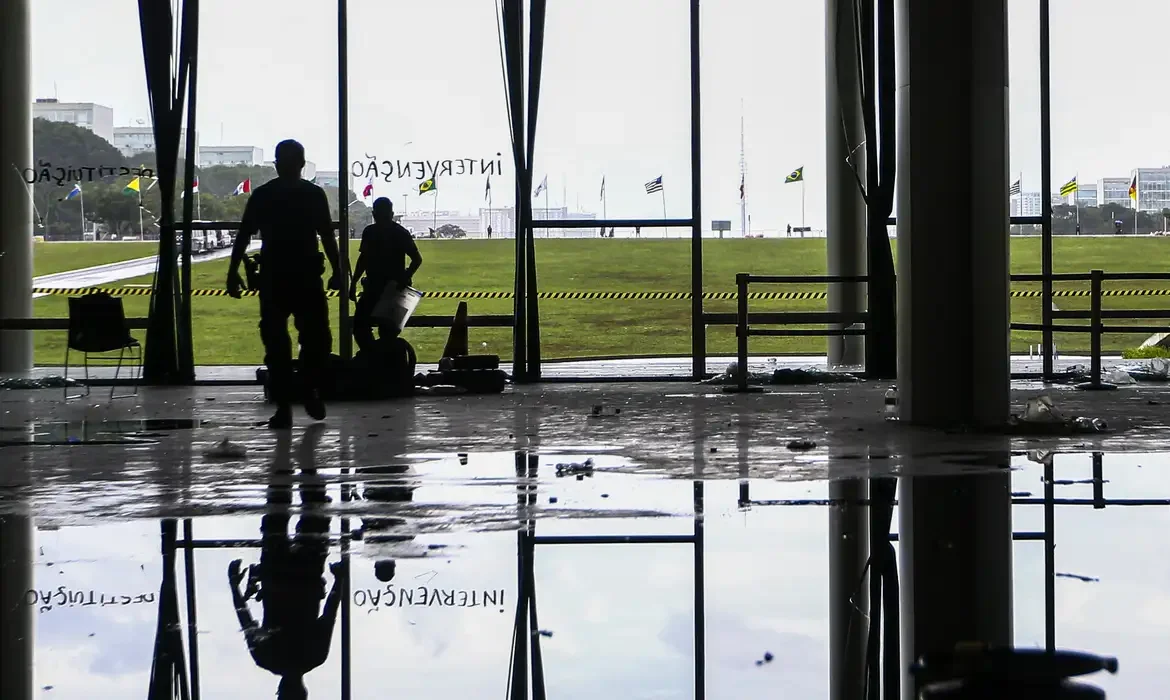 Foto da capa: Política