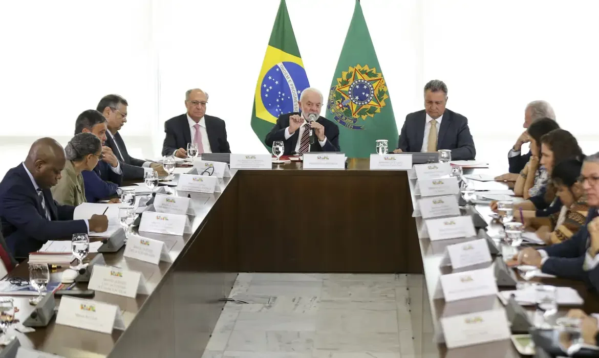 Foto da capa: Política