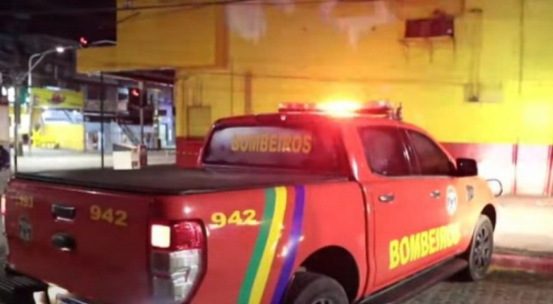 Supermercado em Jaboatão dos Guararapes volta a pegar fogo nesta quarta-feira (10)