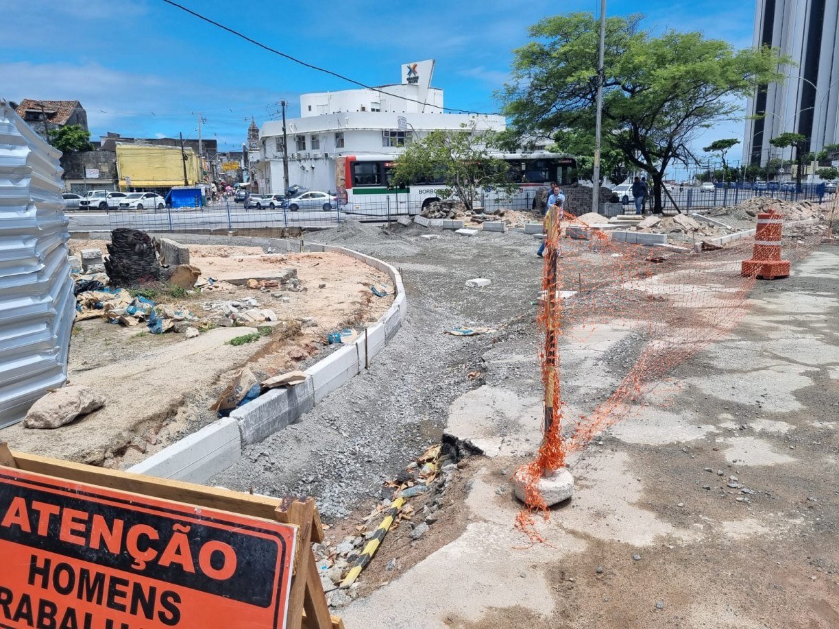 Viaduto do Forte das Cinco Pontas em novas obras