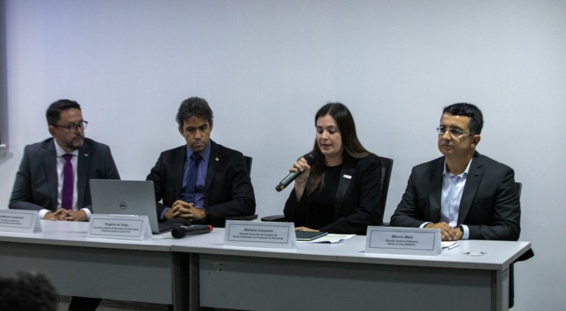 Executivos da Petrobras explicaram projeto de expansão da Refianria Abreu e Lima