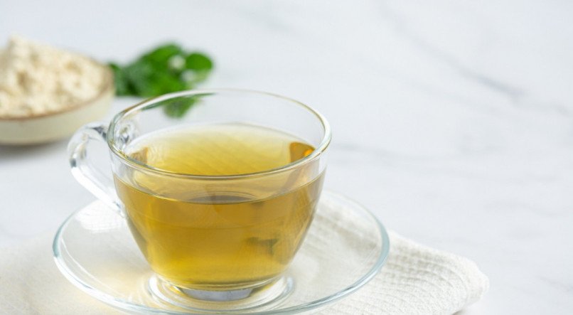 O chá de oolong é feito da mesma planta utilizada para produzir o chá verde e preto.