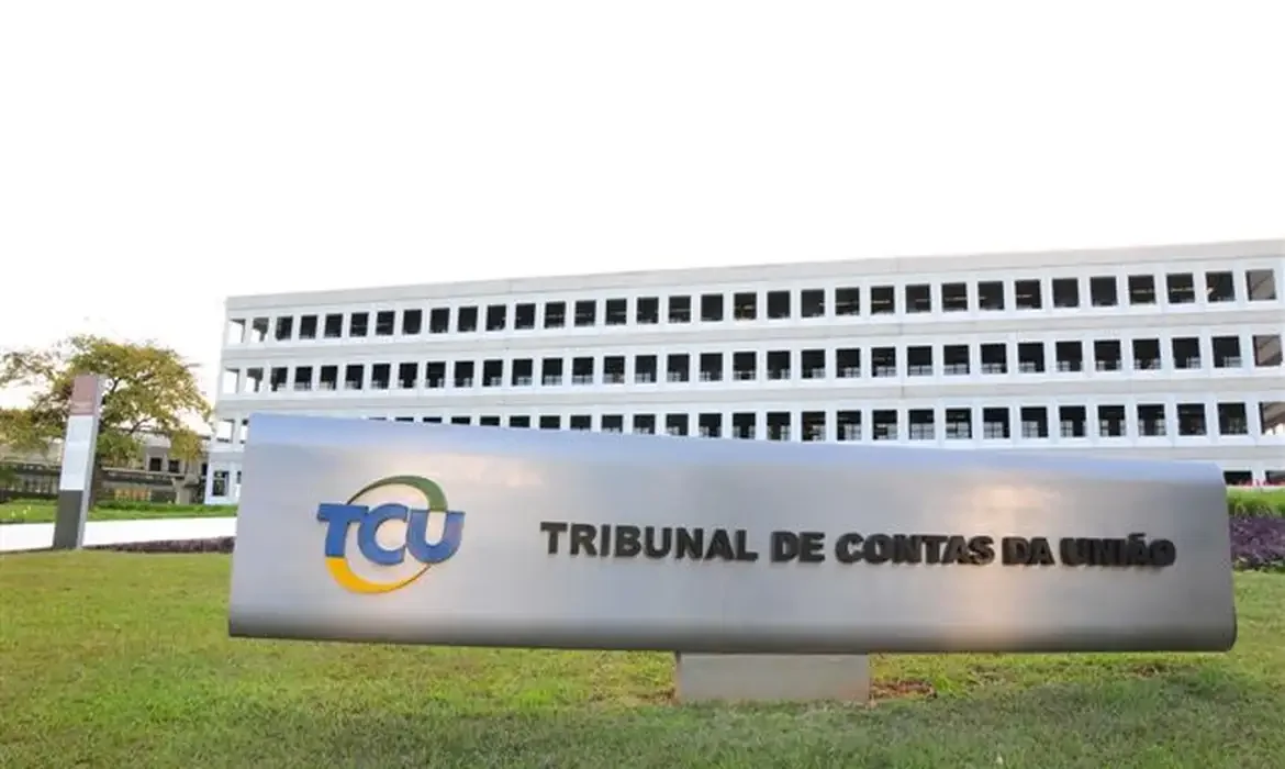 TCU decide que presentes recebidos por presidentes n&atilde;o s&atilde;o p&uacute;blicos