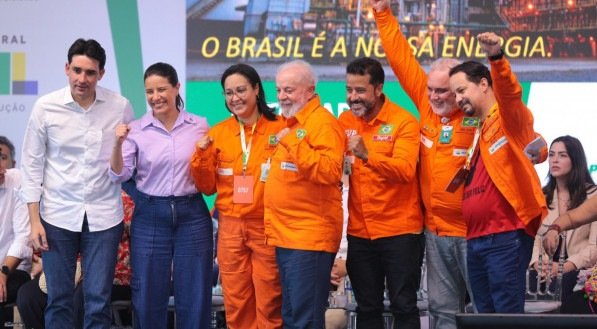Raquel Lyra esteve com Lula e ministros em evento na Refinaria Abreu e Lima