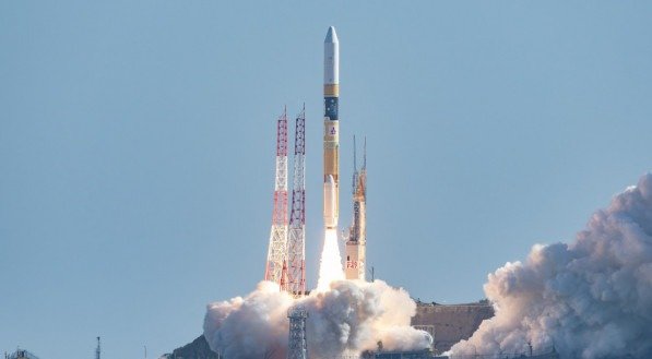 A JAXA informou que a sonda SLIM "pousou na Lua à 00h20" local (12h20 de Brasília)
