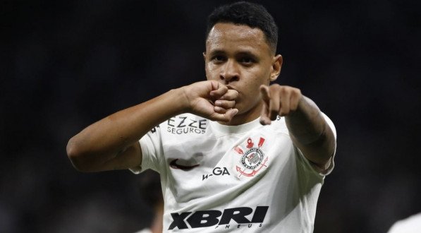 Imagem do atacante Wesley, destaque da base e titular no Corinthians contra o Vitória