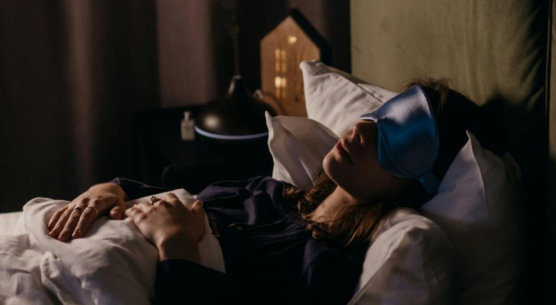 Sono; dormir; máscara de dormir