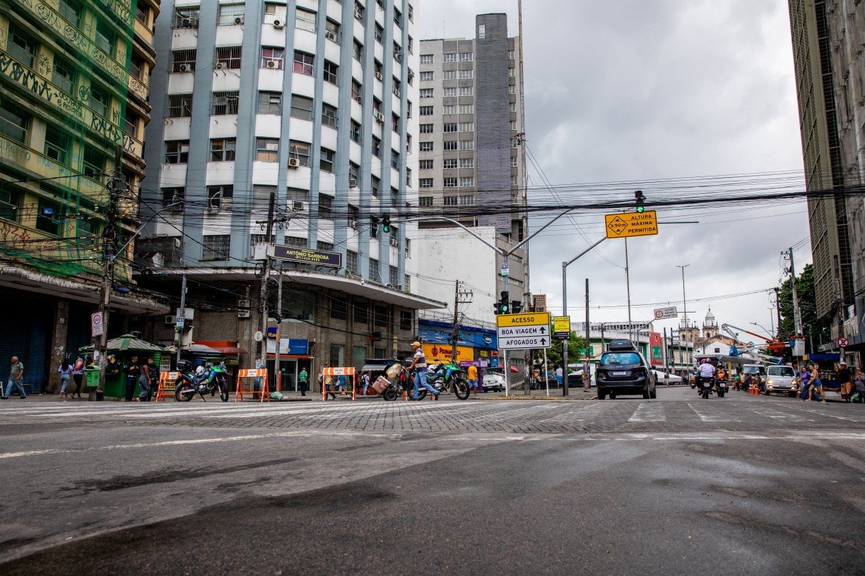 Entre os motivos que levam alguém a escolher viver no Centro, destacam-se a proximidade do trabalho e dos estudos (32,76%)