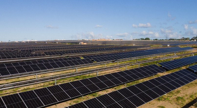 Planta de egeração de energia solar da Atiaia Renováveis em Goiana Pernambuco