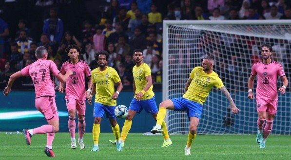 Al-Nassr goleia Inter Miami, sem CR7 em campo