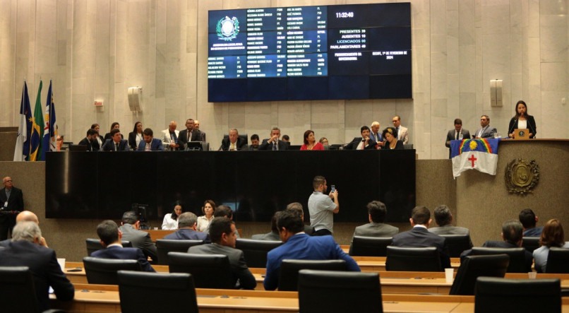 Assembleia Legislativa de Pernambuco poderá decidir o destino de quase R$ 1 bilhão este ano. 
