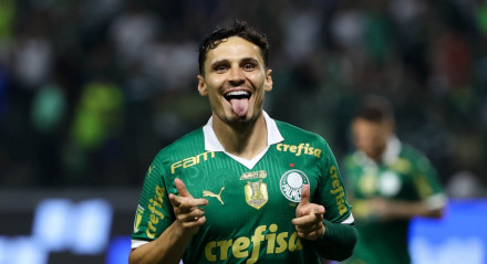 Raphel Veiga é um dos destaques do Palmeiras