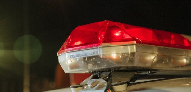 Cabeleireira é atingida por golpes de facão ao ser confundida com travesti no Recife