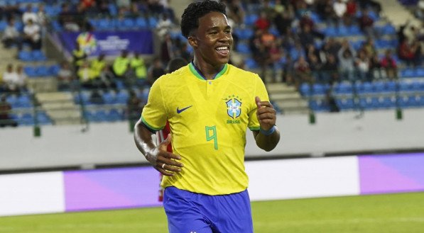 Cria da base do Palmeiras, Endrick era o camisa 9 da Seleção Brasileira no Pré-Olímpico