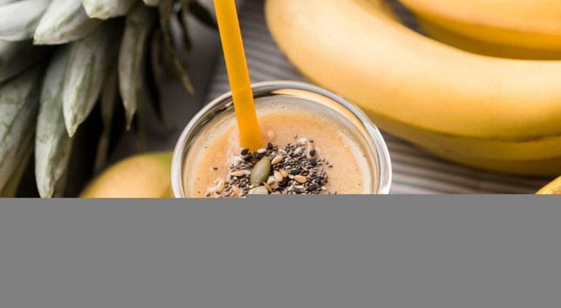 Descubra uma deliciosa receita de vitamina de banana para ganhar massa muscular.