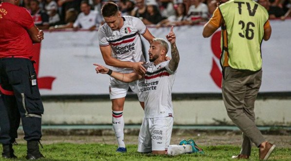 Em caso de vitória, o Santa Cruz ultrapassa o Retrô na tabela