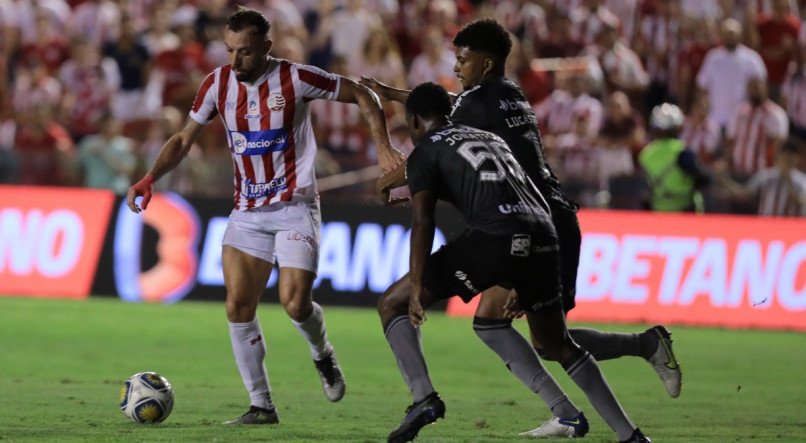 O Náutico foi o mandante do jogo contra o Ceará pela Copa do Nordeste