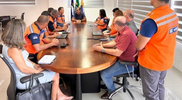 Prefeitura afirma que equipes técnicas estão mobilizadas para prestar assistência às famílias afetadas