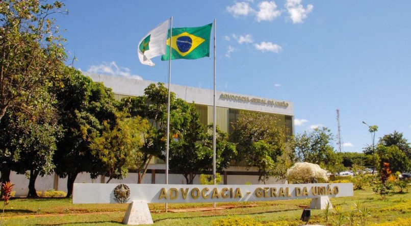 Em Pernambuco, há oportunidades para estudantes de nível médio e para estudantes de nível superior