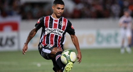 Goleada aumentou a confiança do Santa Cruz na reta final do Pernambucano