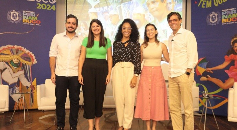 Eduardo Loyo, Cacau de Paula, Mariana Melo, Renata Borba e Daniel Coelho em coletiva de balan&ccedil;o do Carnaval de 2024