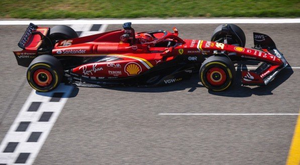 Ferrari nos testes de pré-temporada do GP Bahrein
