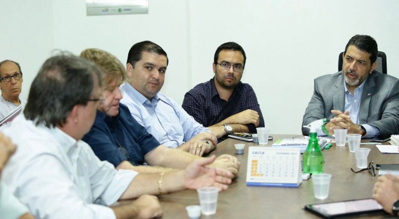 Grupo de Trabalho se reuniu com o novo secretário de Agricultura, Cícero Moraes, para discutir o combate à mosca-dos-estábulos