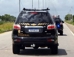 Polícia Federal prendeu três suspeitos de ajudar os detentos que fugiram da Penitenciária Federal de Mossoró, no Rio Grande do Norte
