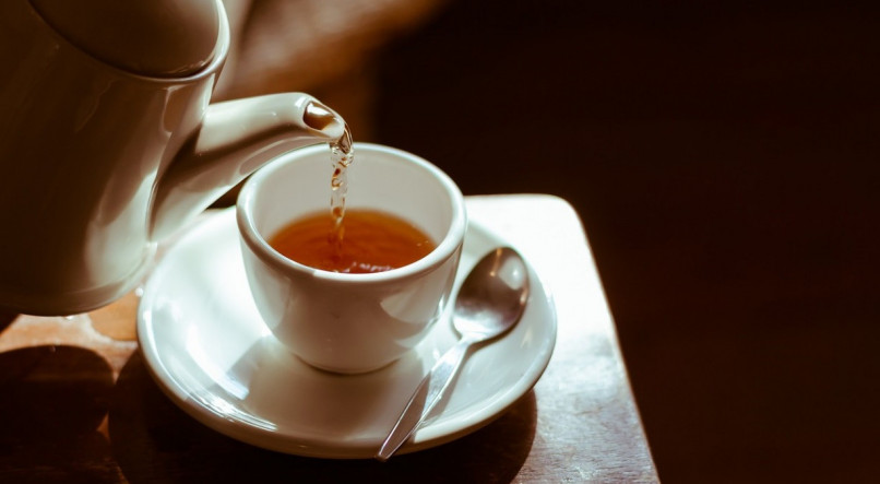 Chá de gengibre é bom para quê? Veja principais benefícios e como preparar