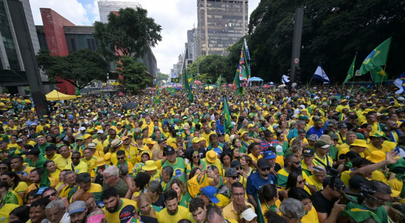 Ato realizado em apoio a Jair Bolsonaro na Avenida Paulista, neste domingo (25)