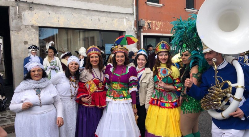 Grupo de cultura popular pernambucana em Veneza