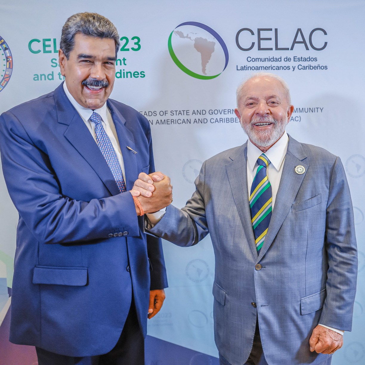 Lula se reúne com Maduro na Cúpula da Celac e chavista pede encontro de empresários