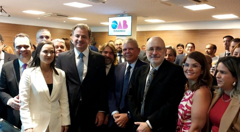 Presidente do TJPE, Ricardo Barreto, anunciou na OAB-PE projetos para melhorar a eficácia dos trabalhos judiciais no Estado  
