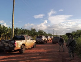 Agentes fazem cerco em área de plantação de Baraúna em busca de fugitivos