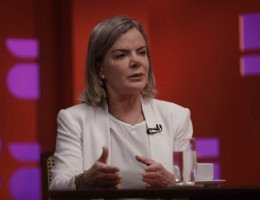 Gleisi fala em diálogo com Motta e Alcolumbre horas antes de reunião sobre ajuste fiscal
