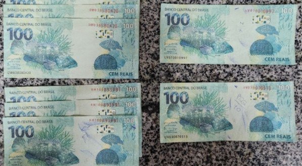 Estudante de administração entregou notas falsas de R$ 100 e R$ 50 para a universidade