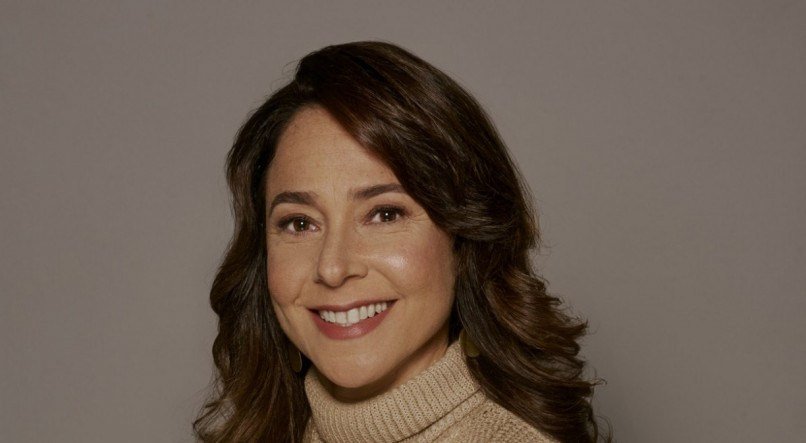 Carla Seixas, diretora de Comunicação Coorporativa do Grupo JCPM, receberá o prêmio Tacaruna Mulher, hoje, na categoria Comunicação
